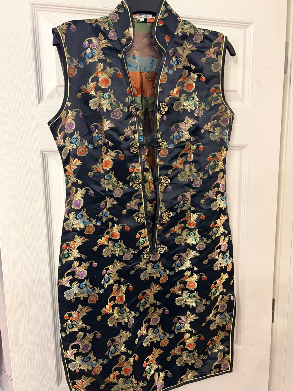 Black One-Shoulder Embroidered Floral Cheongsam-Style Dress